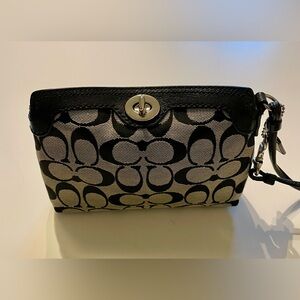 Coach Signature turnlock Black and light gray wristlet/ Clutch